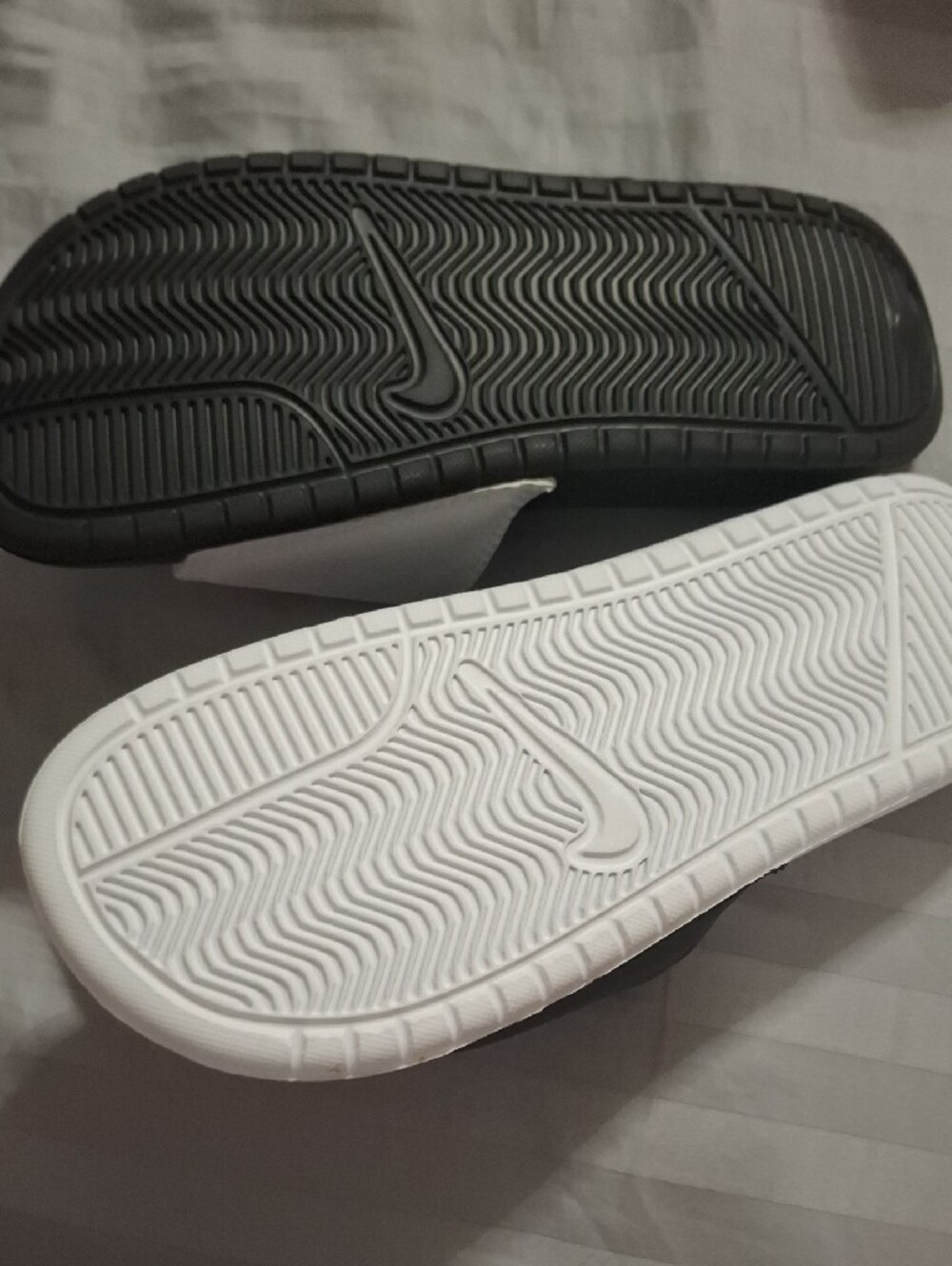 Nike Benassi JDI Mismatch Slide - Picture 4 of 5